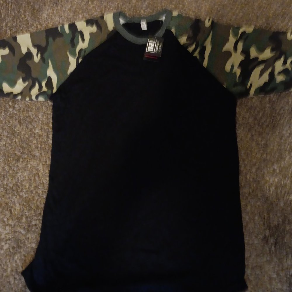 Blk. W/ 3/4 ARMY SLEEVE XL